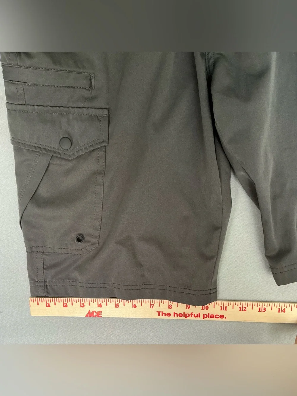 Denali Mens Gray Stretch Cargo Shorts 32 Flex Waist Performance Hiking Outdoor